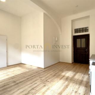 Pronájem bytu 2+kk 57 m² Praha