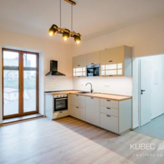 Pronájem bytu 2+kk 50 m² Tábor, Třebízského