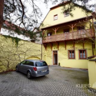 Pronájem bytu 3+kk 75 m² Tábor, Klokotská