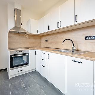 Prodej bytu 2+1 50 m² Pacov, Jana Vojny