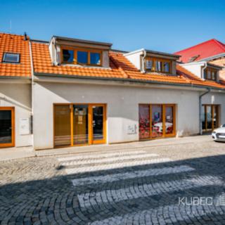 Pronájem bytu 2+kk 60 m² Jindřichův Hradec II, Husova