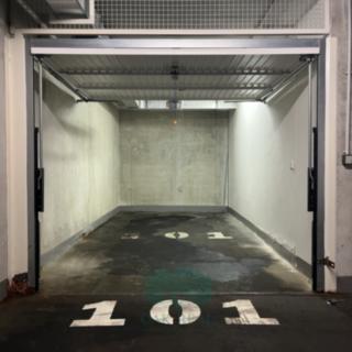Pronájem garáže 17 m² Praha