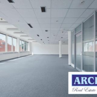 Pronájem kanceláře 300 m² Praha