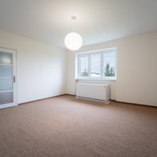 Pronájem bytu 3+1 58 m² Bečváry