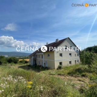 Prodej stavební parcely 10 857 m² Modlany Kvítkov