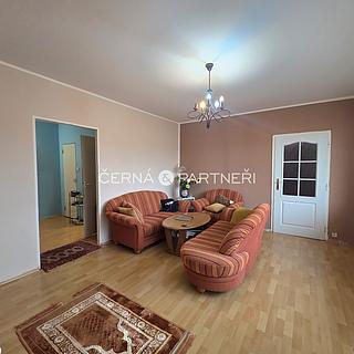 Prodej bytu 4+1 80 m² Teplice Prosetice, Pod školou