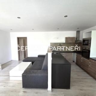Prodej bytu 3+1 70 m² Teplice Trnovany, Antonína Sochora