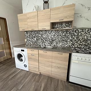 Prodej bytu 1+1 35 m² Chodov, Žižkova