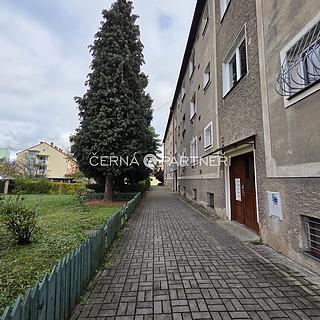 Pronájem bytu 2+kk, 48m²