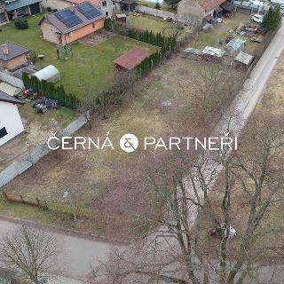 Prodej stavební parcely 679 m² Skorkov