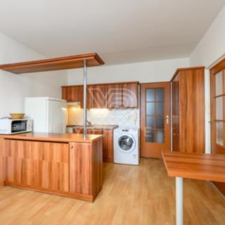 Pronájem bytu 1+1 40 m² Dobřany, Husova