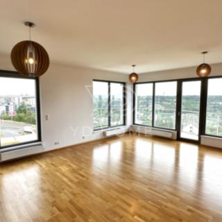 Pronájem bytu 3+kk 97 m² Praha