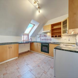 Pronájem bytu 3+1 74 m² Jindřichův Hradec