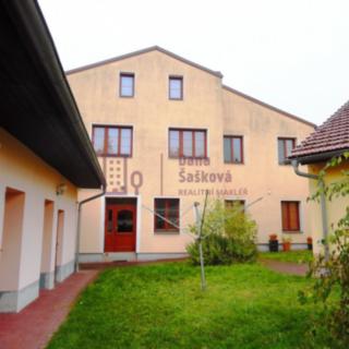 Pronájem bytu 1+1 40 m² Jindřichův Hradec IV, Bratrská