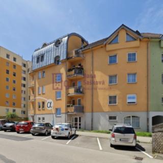 Pronájem bytu 2+1 57 m² Jindřichův Hradec