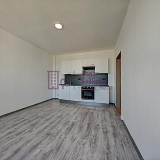 Pronájem bytu 2+kk 31 m&sup2; Jindřichův Hradec