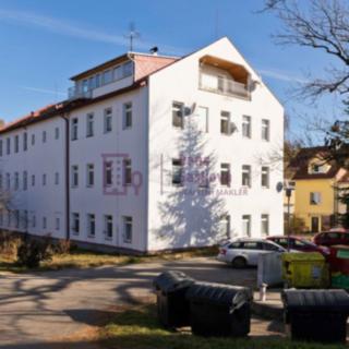 Pronájem bytu 2+1 70 m² Jindřichův Hradec Otín
