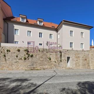 Pronájem bytu 1+kk, garsoniery 61 m² Jindřichův Hradec