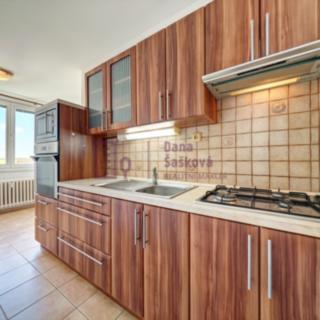 Prodej bytu 3+1 65 m² Jindřichův Hradec III, sídliště Vajgar