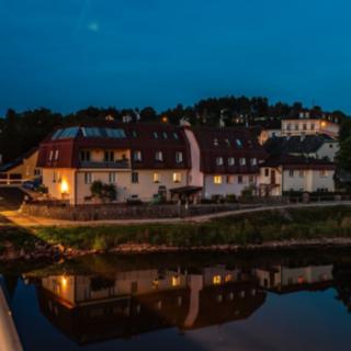 Prodej bytu 3+kk 57 m² Hluboká nad Vltavou
