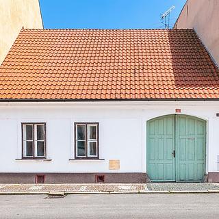 Prodej rodinného domu 100 m² Netolice, Václavská