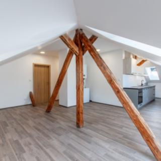 Prodej bytu 2+1 34 m² Úpice, Na Veselce