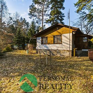 Prodej chaty 55 m² Želízy