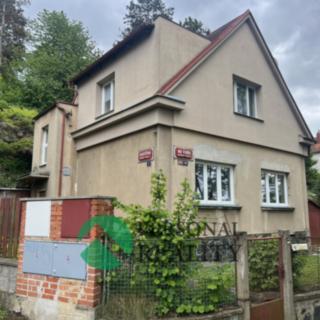 Prodej rodinného domu 285 m² Praha Modřany, Na Floře