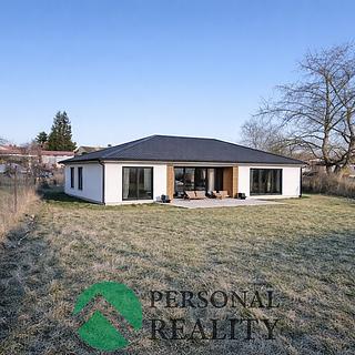 Prodej stavební parcely 1 621 m² Chotusice