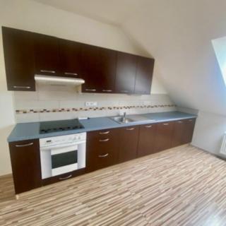 Pronájem bytu 1+kk a garsoniéry 53 m² Kladno Kročehlavy, Školská