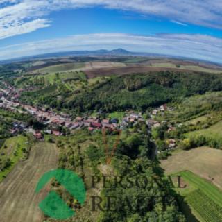 Prodej stavební parcely 1 895 m² Horní Bojanovice