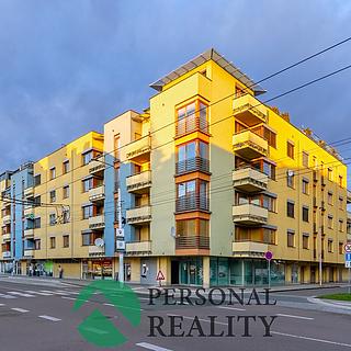 Pronájem bytu 3+kk 73 m² Pardubice Zelené Předměstí, Jana Palacha