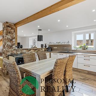 Prodej rodinného domu 180 m² Kněževes, Libušina