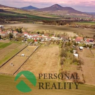 Prodej stavební parcely 1901 m² Čížkovice