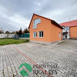Prodej rodinného domu 265 m² Chlumec nad Cidlinou IV, Pražská