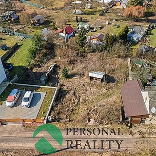 Prodej stavební parcely 800 m² Slaný Kvíc