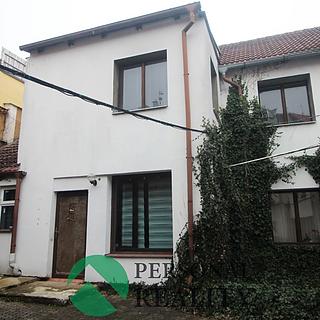 Pronájem bytu 2+1 70 m² Rakovník, Trojanova
