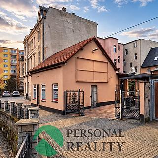 Pronájem kanceláře 42 m&sup2; Jirkov