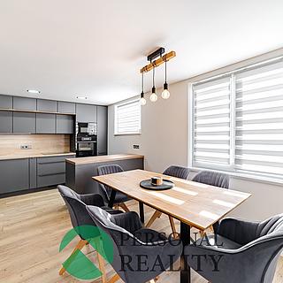 Prodej rodinného domu 230 m² Neratovice Byškovice, Na Hrádku