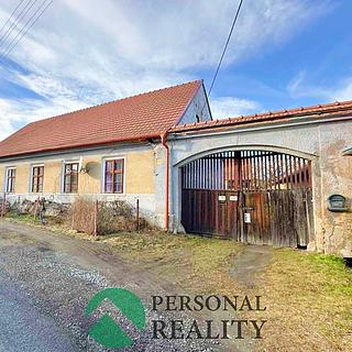 Prodej rodinného domu 100 m² Lašovice