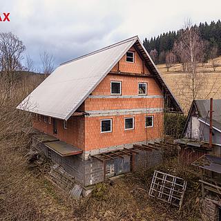 Prodej rodinného domu 440 m² Červená Voda