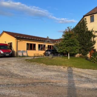 Prodej rodinného domu 550 m² Vyšší Brod Těchoraz