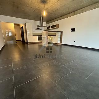 Prodej bytu 2+kk 98 m² České Budějovice, Rudolfovská tř.