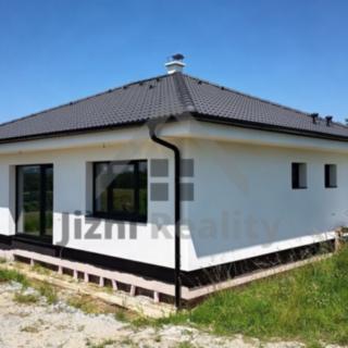 Prodej rodinného domu 123 m² Nové Hrady, Vilová čtvrť