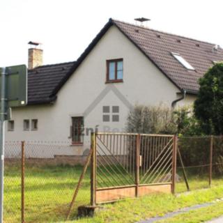Prodej rodinného domu 150 m² České Velenice