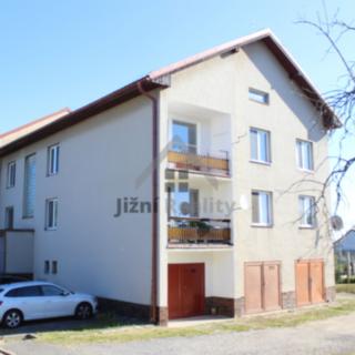Prodej bytu 4+1 90 m² Albrechtice nad Vltavou