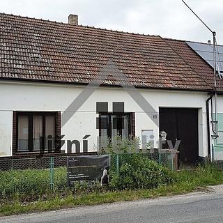 Prodej rodinného domu 180 m&sup2; Vlastiboř