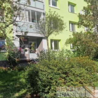 Prodej bytu 2+1 50 m² Plzeň Doubravka, Těšínská