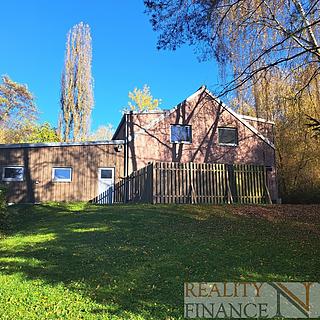 Pronájem rodinného domu, 207m²