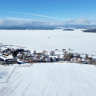 Prodej stavební parcely 1 893 m² Černá v Pošumaví